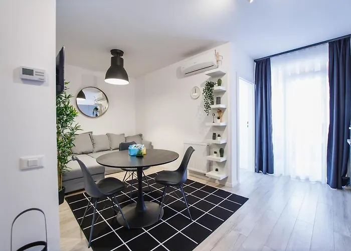 Trendy Apartment Near City Center